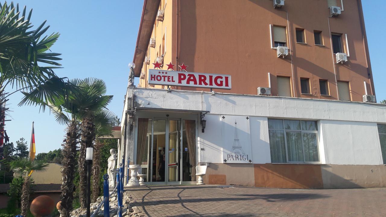 Hotel Parigi Castel San Pietro Terme Exterior photo